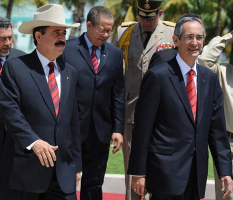 Presidente Zelaya destaca importancia de Petrocaribe