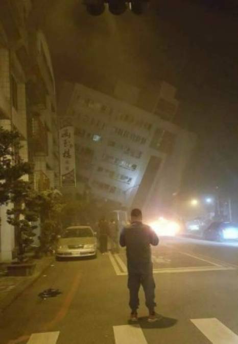 En los últimos tres días se han registrado más de veinte movimientos de tierra diarios y el sismólogo Lee Chyi-tyi, de la Universidad Central, aseguró el lunes que la isla ha entrado en un ciclo sísmico de cien años.
