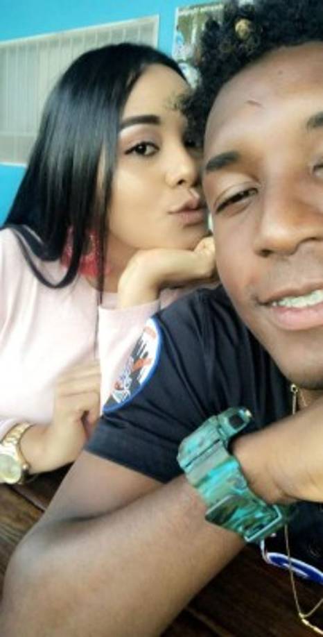 Yuridia Pineda recuerda que conoció a John Paul Suazo en el estadio Nacional. 'Fue el primer lugar donde cruzamos palabras'.