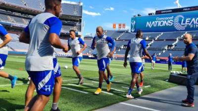 La selección de Honduras buscará la hazaña de eliminar a Estados Unidos. Foto Fenafuth.