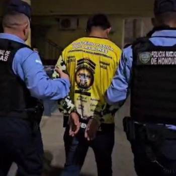 Cae exmiembro de la 18 cuando se dirigía a la iglesia en Tegucigalpa