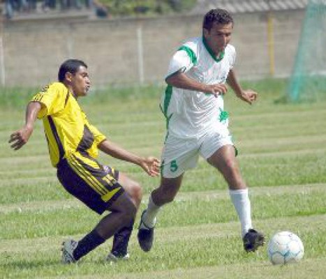 Los burros mantienen el invicto