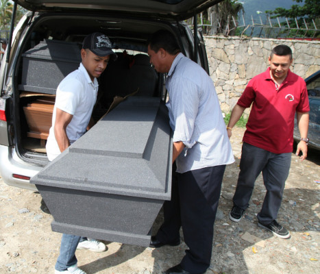 A suegro y su yerno acusan de crimen