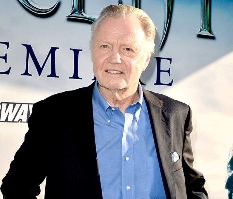 Jon Voight disfrutó viendo a su hija y a su nieta juntas en 'Maléfica'  