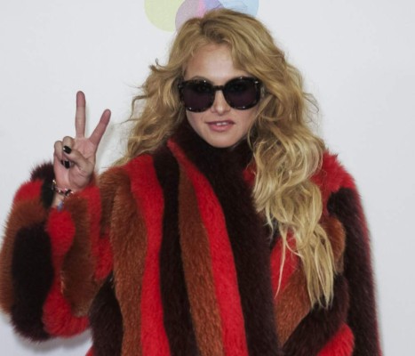 Paulina Rubio no le paga a sus abogados