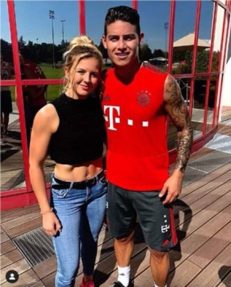 Cheyenne Hanson publicó esta imagen con James Rodríguez cuando el colombiano jugaba en el Bayern Múnich.