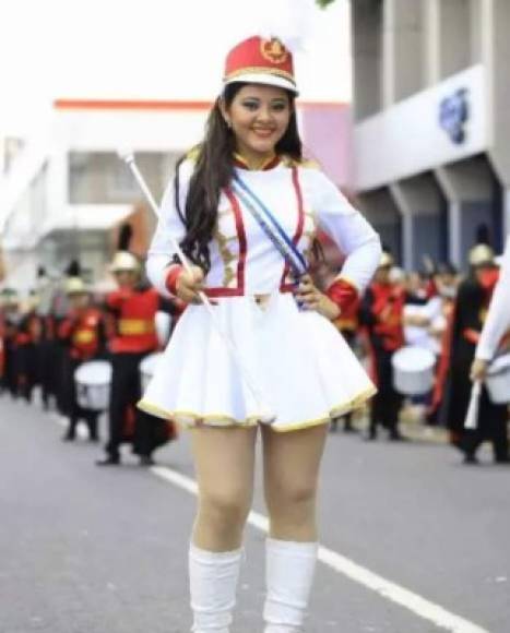 Rocío Ávalos, alumna del Instituto Tecnológico Sampedrano, fue una de las bellas catachas que engalanó los desfiles en 2018.<br/><br/>Los lectores de Diario LA PRENSA la eligieron por medio de una votación como la más bella de ese año.