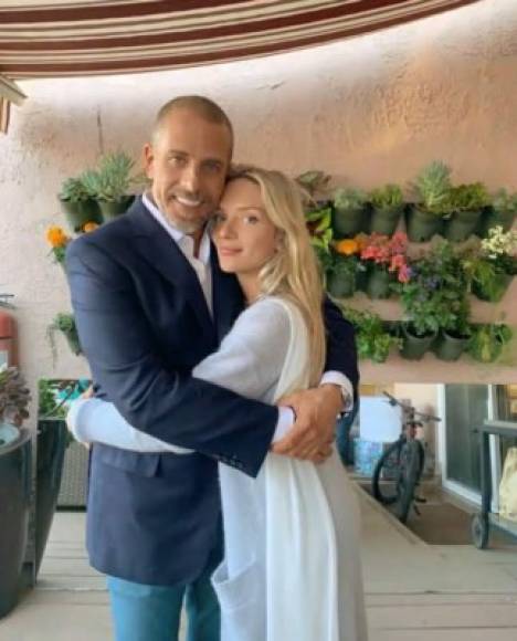 Hunter, que también recibió 3 millones de dólares de la esposa del alcalde de Moscú, se volvió a casar en mayo de 2019 con Melissa Cohen, una cineasta sudafricana.