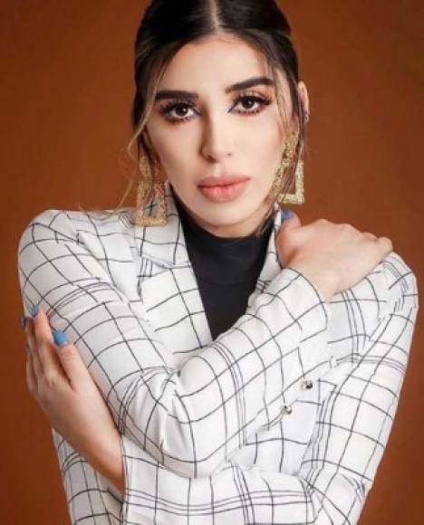 La Kim Kardashian de Sinaloa acaparó la atención en Tik Tok, donde se viralizó un video que la muestra realizar una sesión de fotos.
