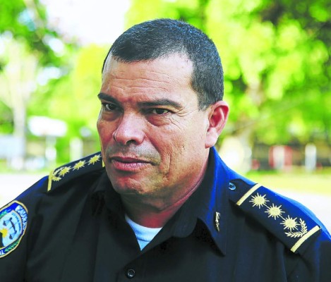 Unos 10,500 agentes vigilarán carreteras durante 'feriadón”