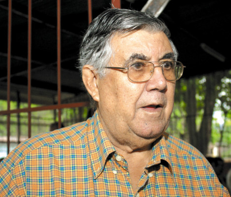 Vaca mecánica dará leche a niños de Honduras