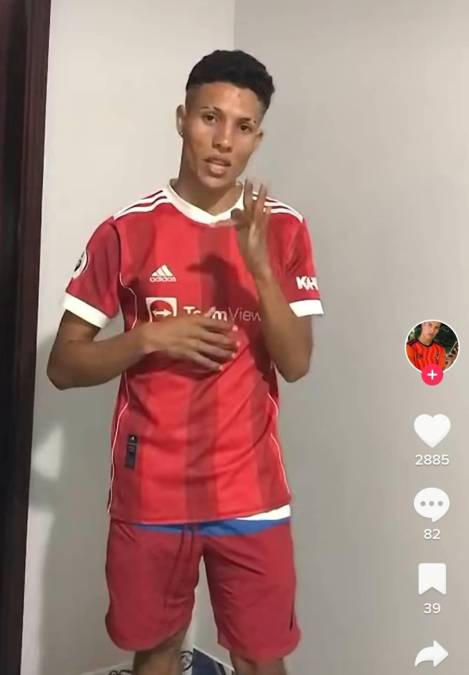 Roger Casalegno cuenta con 58 mil seguidores en su cuenta “CR7Catrach0” en Tiktok. En las redes sociales recibe todo tipo de comentarios.