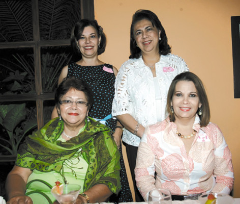 Baby shower: alegría y regalos en El Pórtico