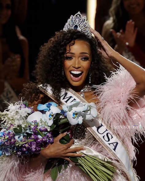 Justus Kelley, la primera madre y esposa en ser coronada como Miss Universe USA