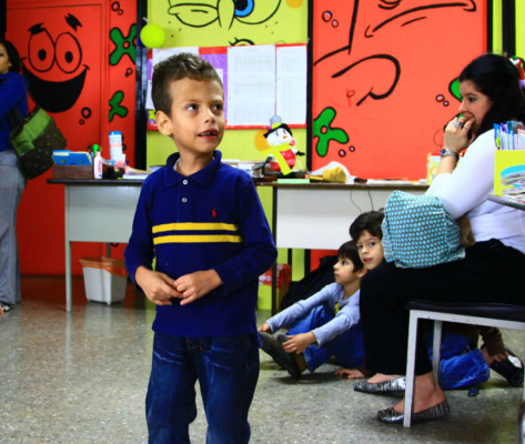 Niño Teletón de Honduras a los cinco años logró caminar