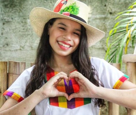 Angie Flores pide a los hondureños estar 'unidos” y seguir ayudando