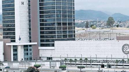 Fotografía muestra la sede del Banco Central de Honduras (BCH).