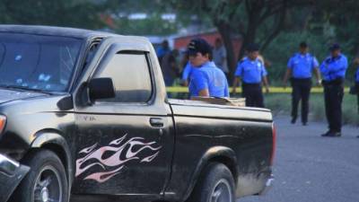 La pareja fue interceptada en la avenida Junior cuando viaja en su vehículo.