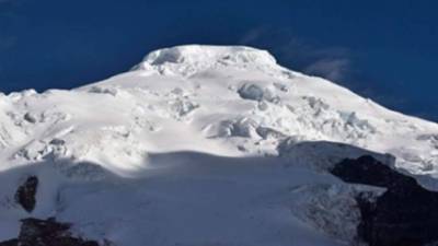 Los científicos aseguran que en 20 años ha habido un retroceso de este glaciar, considerado un centinela del cambio climático, de unos 350 metros.