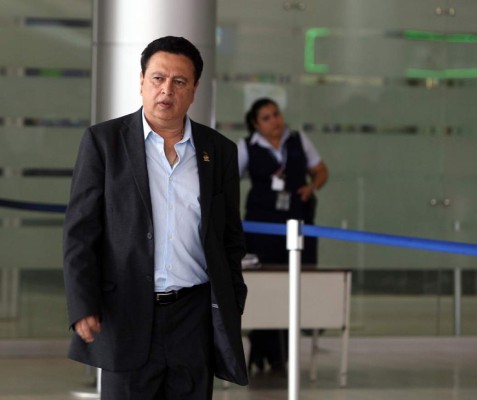 Alfredo Hawit pide permiso a juez para ir a Manhattan