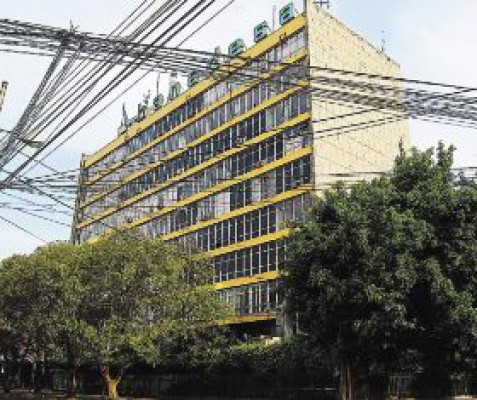 Banadesa, al borde del colapso