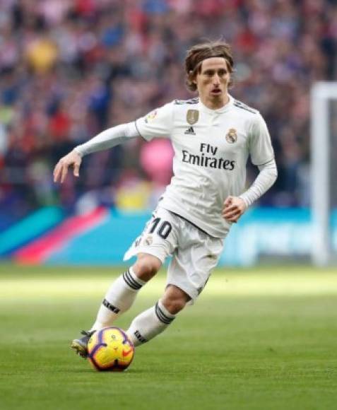 Luka Modric: En Real Madrid pretenden que el croata siga por muchos años y alistan una oferta hasta el 2021.