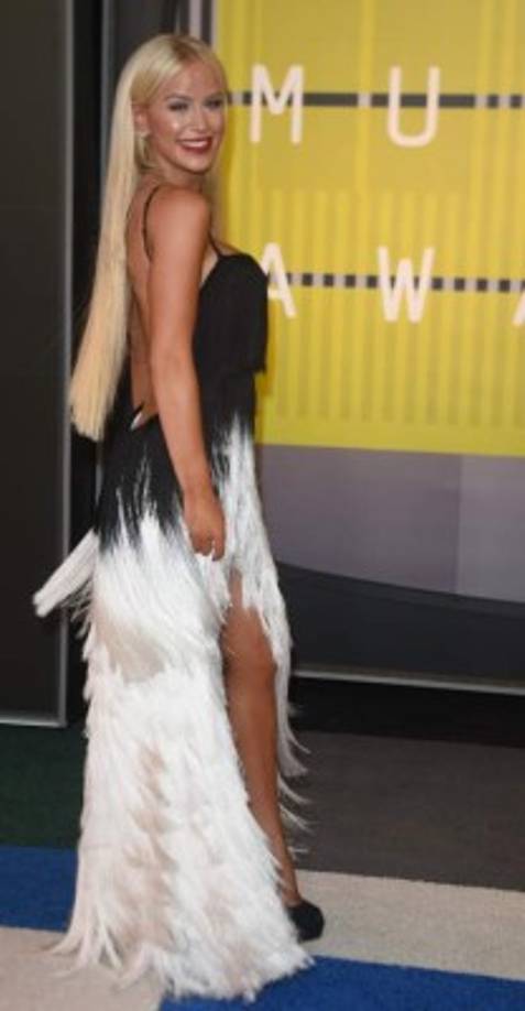 Gigi Gorgeous llegó despampanante.