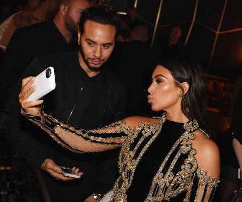 Kim Kardashian reza por perder 20 libras