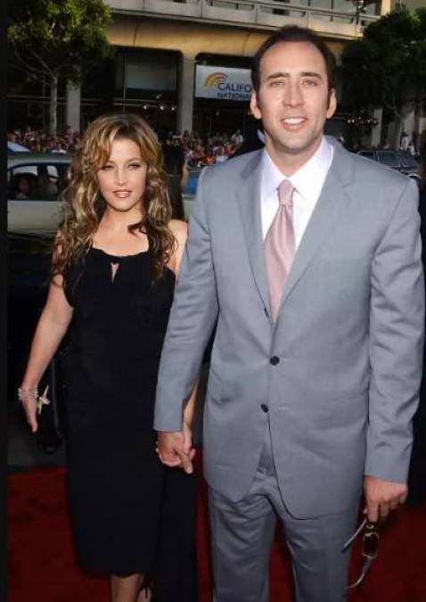 Sin embargo, otro amor llegó a su vida y en 2002, en Hawái Marie se casó con Nicolas Cage.
