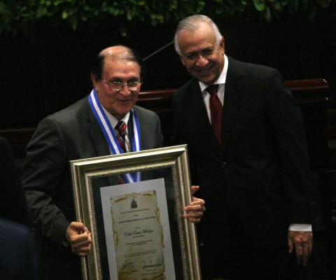 Congreso reconoce la labor de periodistas hondureños