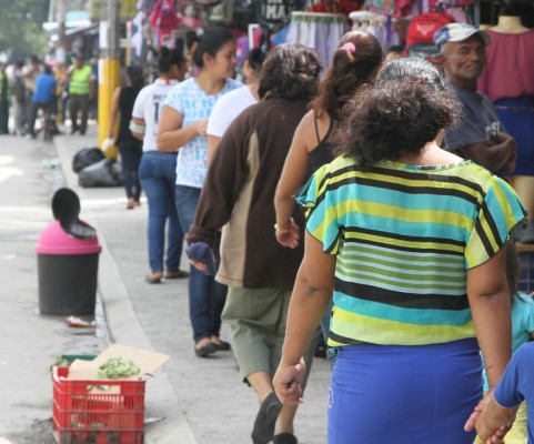 Víctimas de violencia reciben taller para ser microempresarias