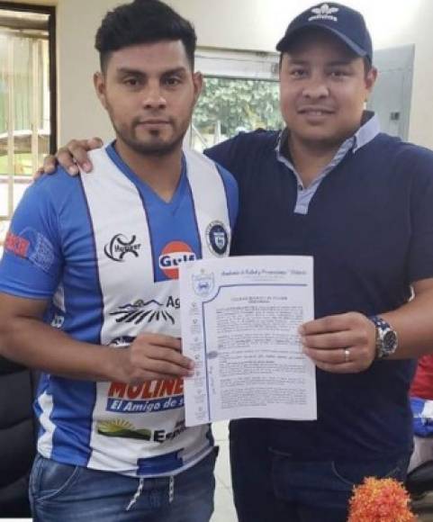 José Garza: Portero hondureño que fue anunciado como nuevo fichaje del Victoria de La Ceiba, llega procedente del Lepaera FC.