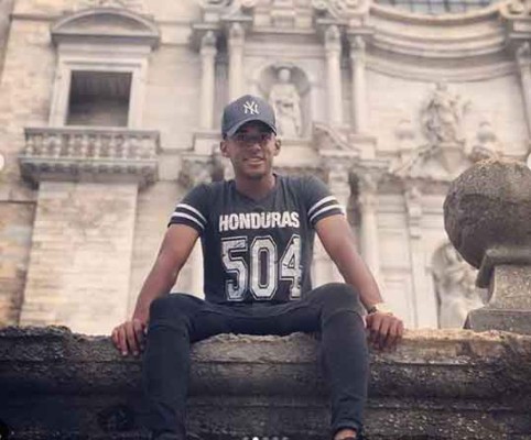 Con reinas de bellezas: Las espectaculares vacaciones de Emilio Izaguirre y 'Choco' Lozano