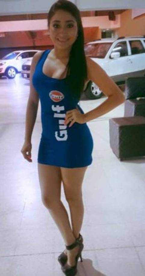 Berenice también se desempeña como edecán.