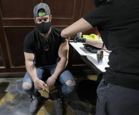 Alarma en EEUU por problemas cardíacos en jóvenes vacunados