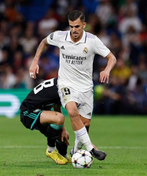 Dani Ceballos (26 años): El centrocampista termina su ciclo con el club y su futuro aún está en duda para el Real Madrid.