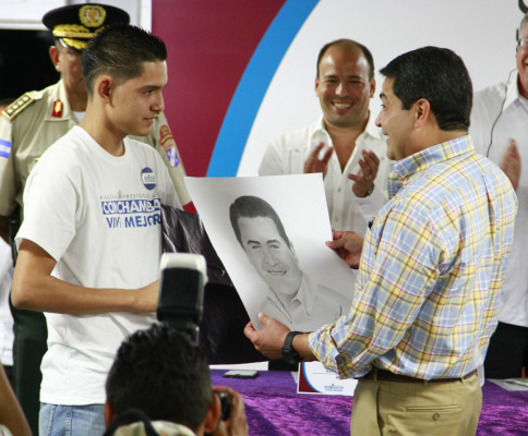 Dan empleo a 778 jóvenes 'Con Chamba Vivís Mejor”