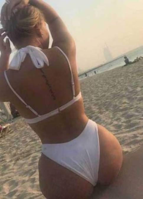 La chica incendia las redes con sus imágenes; en Instagram se puede encontrar como simplypaulina