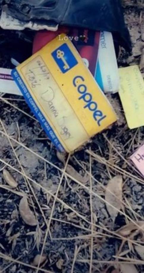 La primera pista que aceleró el desenlace se conoció el pasado 20 de octubre, cuando integrantes de “Colectivos unidos por los desaparecidos de Baja California” encontraron varias pertenencias y carnets de identificación de la desaparecida en la misma zona donde residía con su esposo. A partir de ese momento, la búsqueda se intensificó hasta recibir la llamada anónima.