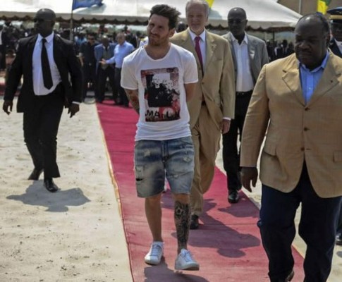 Vestimenta de Messi molesta a Gabón