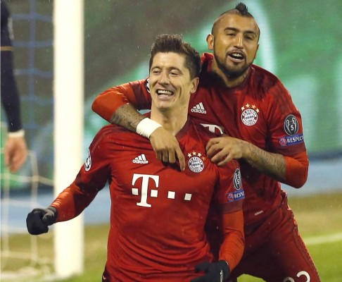 El Bayern gana partido de trámite con doblete de Lewandowski