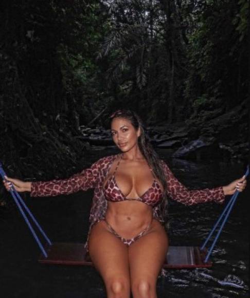 Son sus curvas las que le han ganado el apodo de 'La Kardashian cubana'.