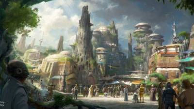 La oportunidad de vivir en una galaxia lejana ya tiene fecha. Será el 31 de mayo cuando Star Wars: Galaxy's Edge, la atracción inspirada en la franquicia cinematográfica, sea inaugurada en Disneyland, en Anaheim California. Todo está listo y los fanáticos ansiosos por su apertura.