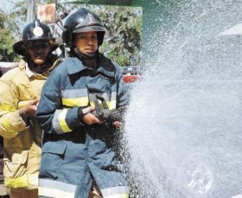 La reina quiere 'apagar fuego'