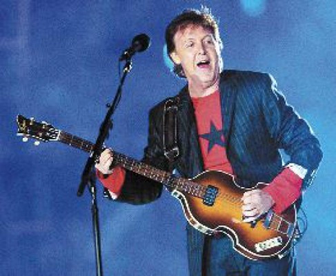 Presenta demanda de divorcio