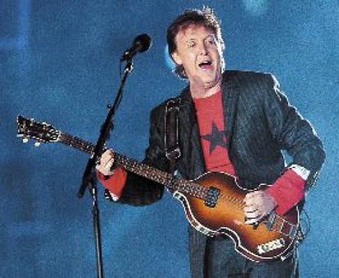 Sale con ex del príncipe Carlos