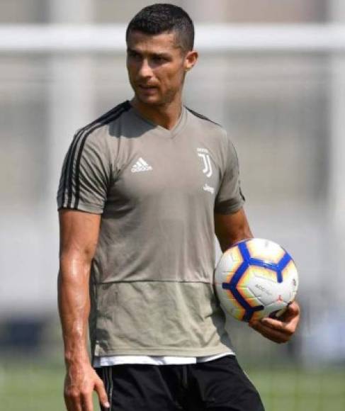 Cristiano Ronaldo debutará con la Juventus el próximo 18 de agosto ante Chievo en el primer duelo de la temporada en el Calcio.