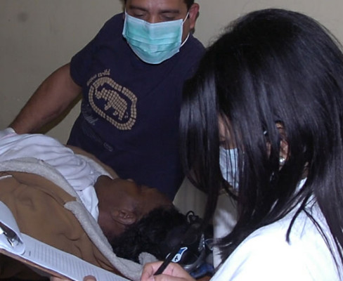 Muerte de mujer que venía de NY causa alarma