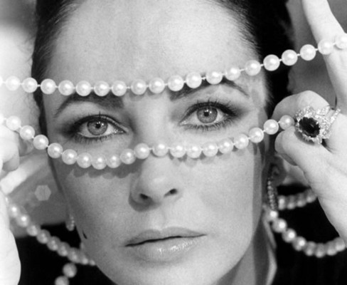 Muere Elizabeth Taylor, la belleza de los ojos violeta