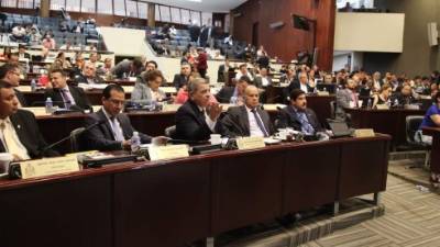 Ambiente en la sesión del 16 de diciembre pasado en el Congreso Nacional.